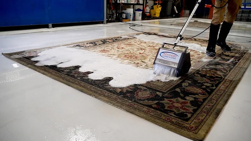 بررسی فصل‌ها از نظر شست‌وشوی فرش